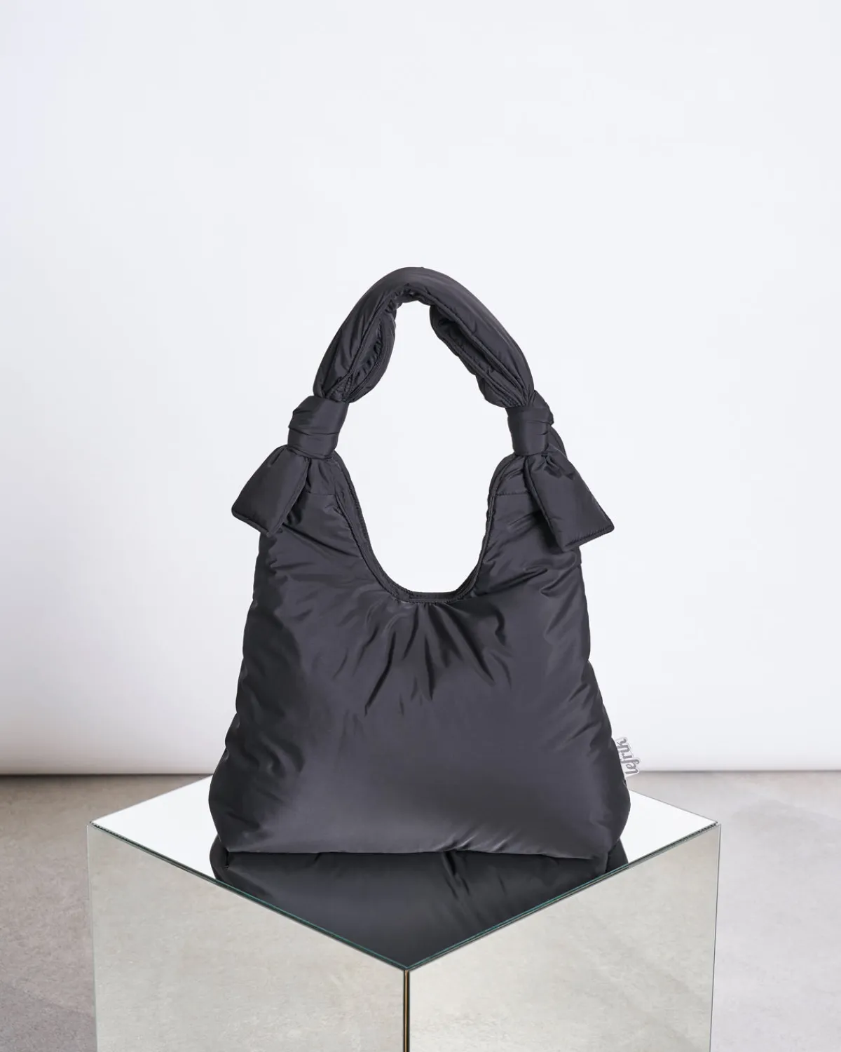 Hot JAN 'N JUNE BAG BIWA PUFFY REGULAR BLACK