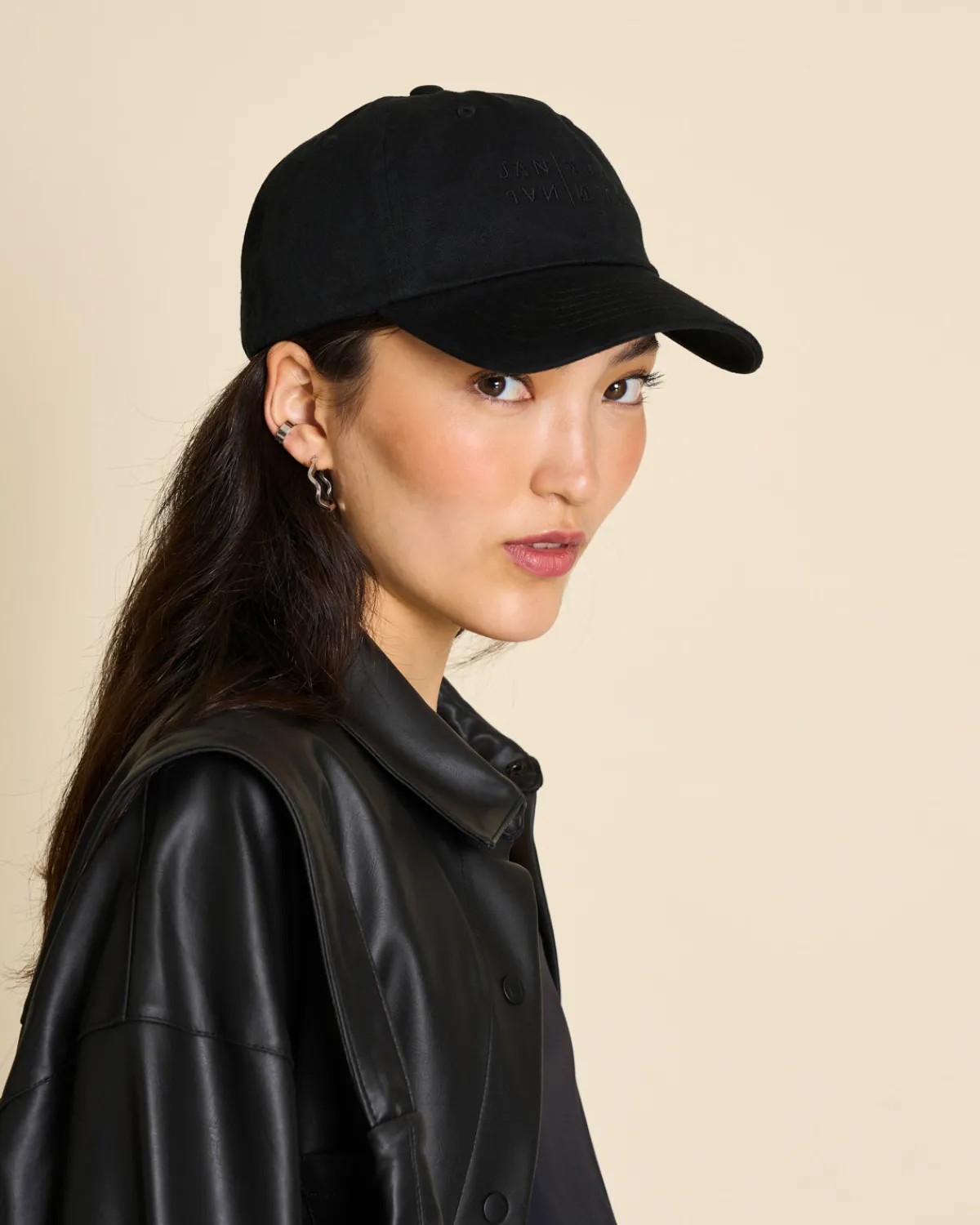 Discount JAN 'N JUNE CAP BLACK