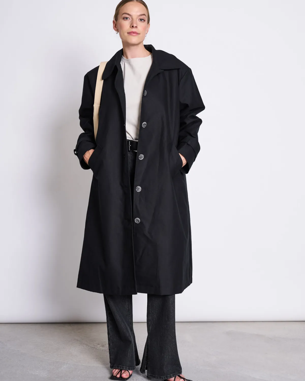 Flash Sale JAN 'N JUNE COAT TAGUS BLACK