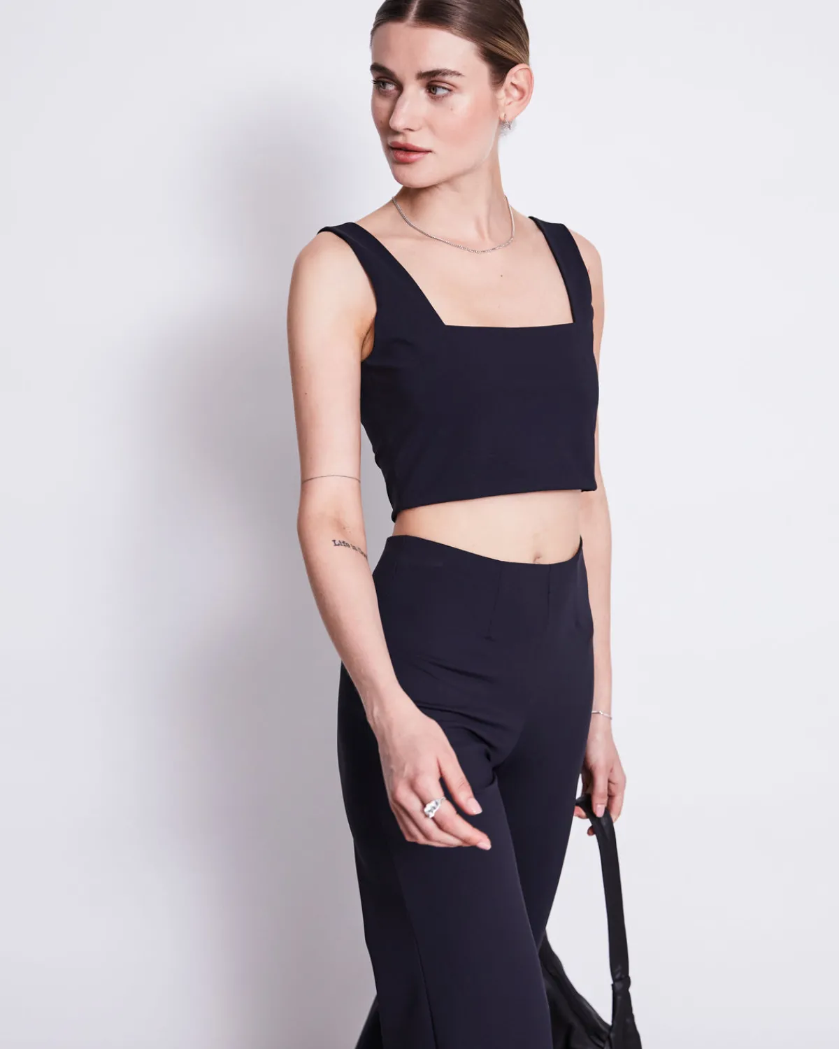 Outlet JAN 'N JUNE CROP TOP CANCUN BLACK