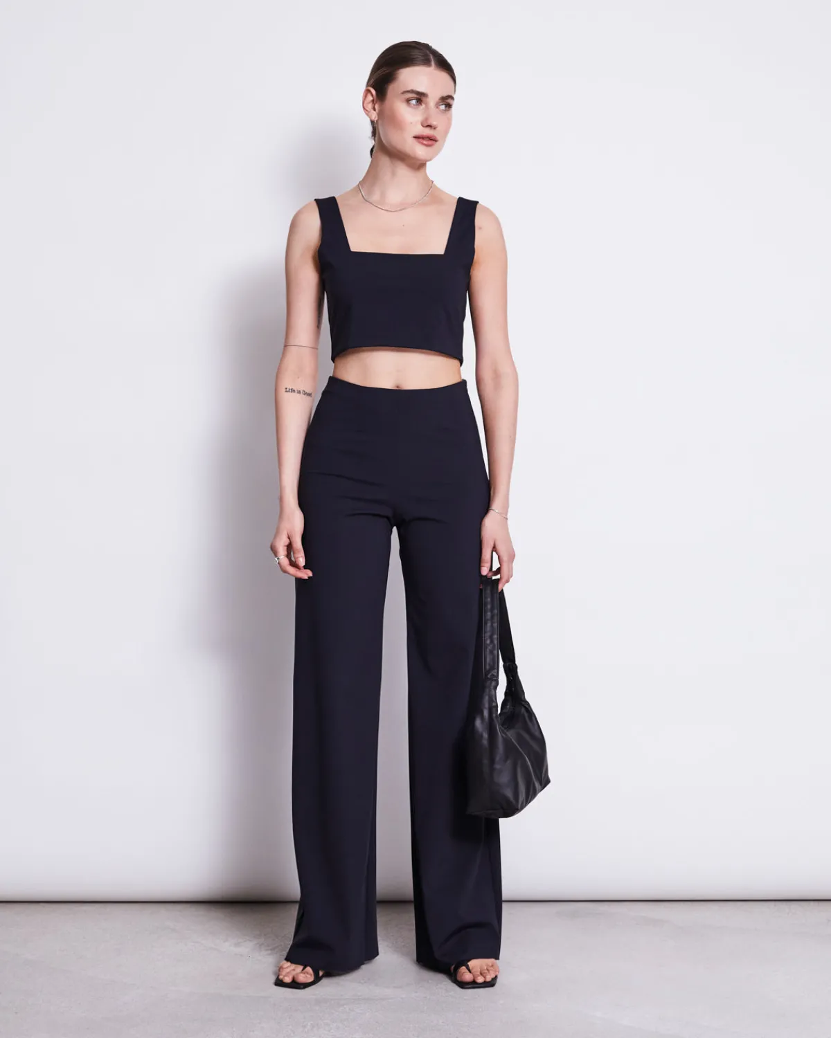 Outlet JAN 'N JUNE CROP TOP CANCUN BLACK