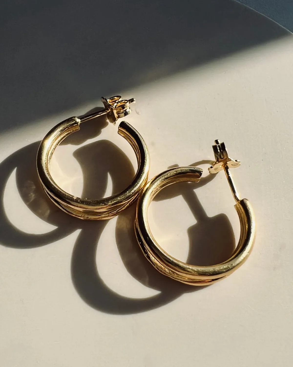 Cheap JAN 'N JUNE DEAR DARLING BERLIN DOUBLE HOOP EARRINGS GOLD