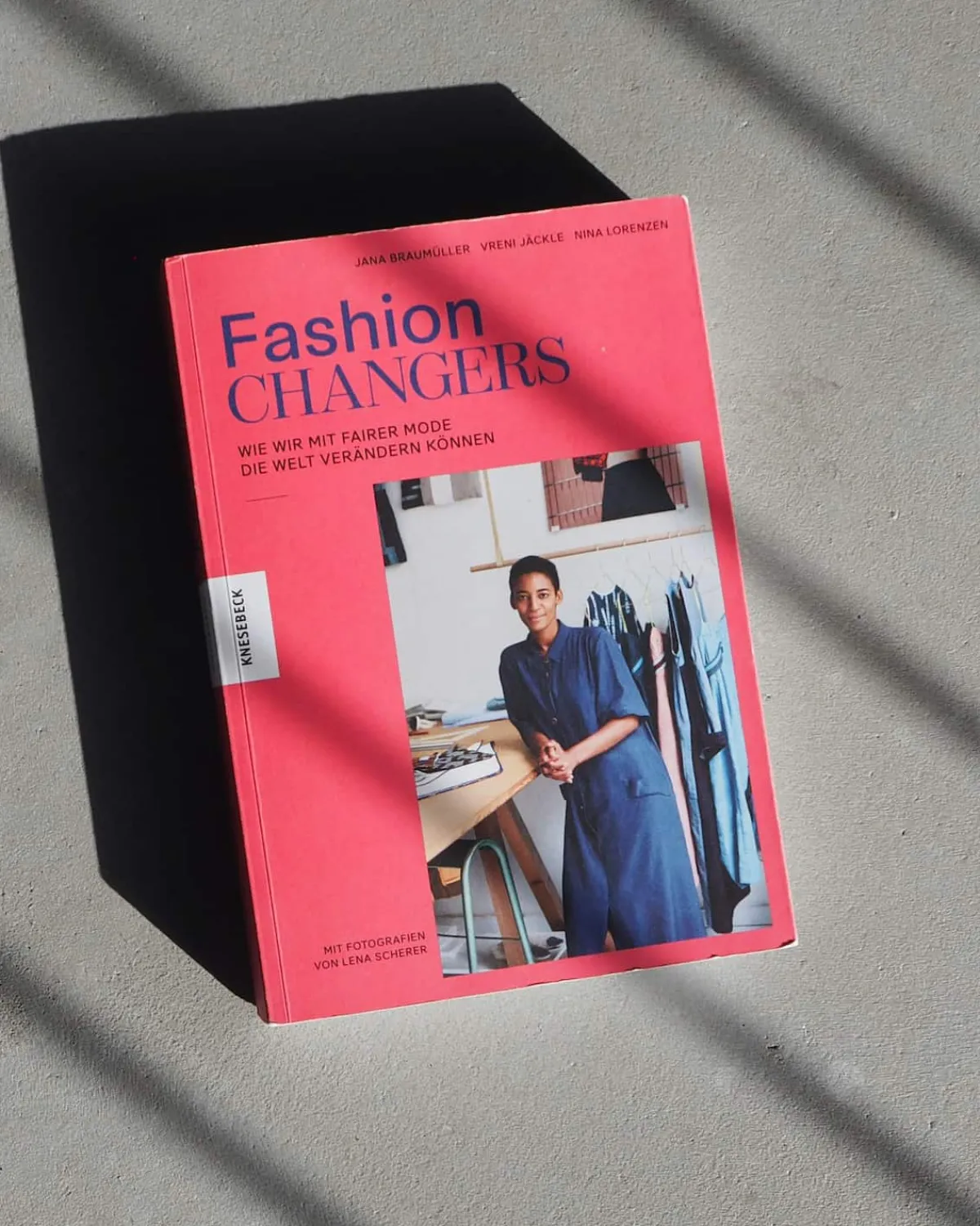 New JAN 'N JUNE FASHION CHANGERS BOOK