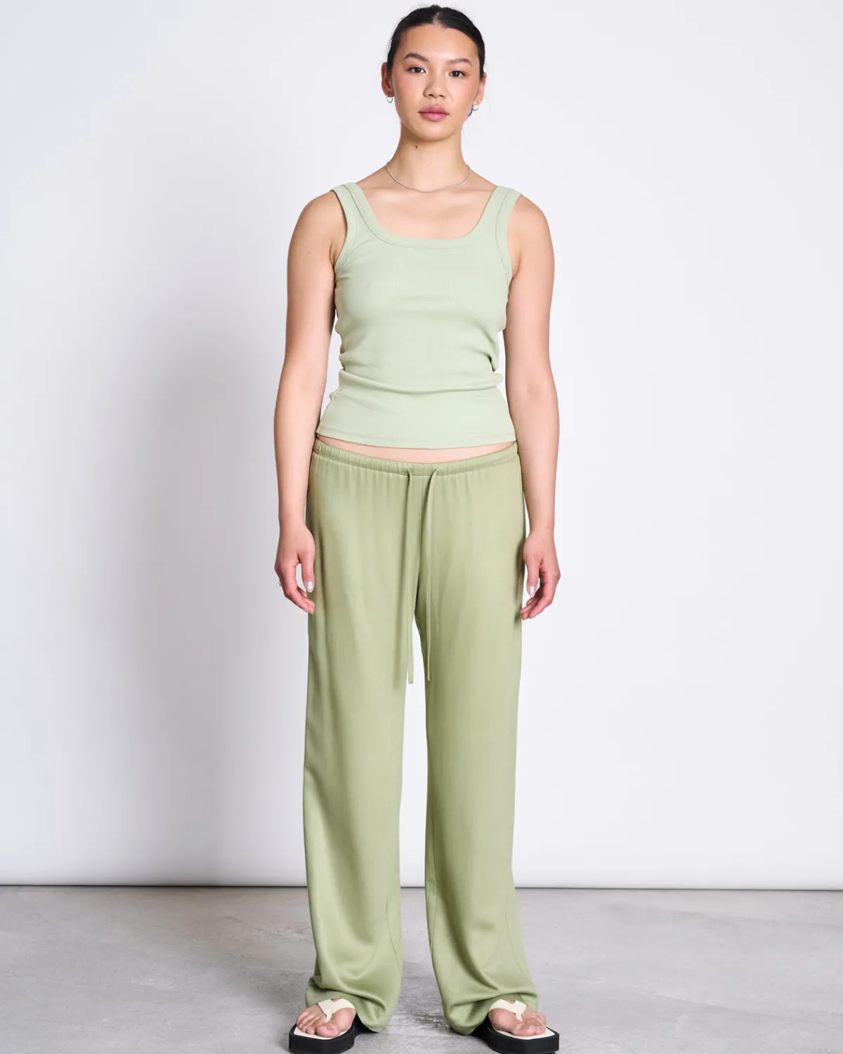 Cheap JAN 'N JUNE MID RISE LOOSE PANTS STRATH PALE OLIVE