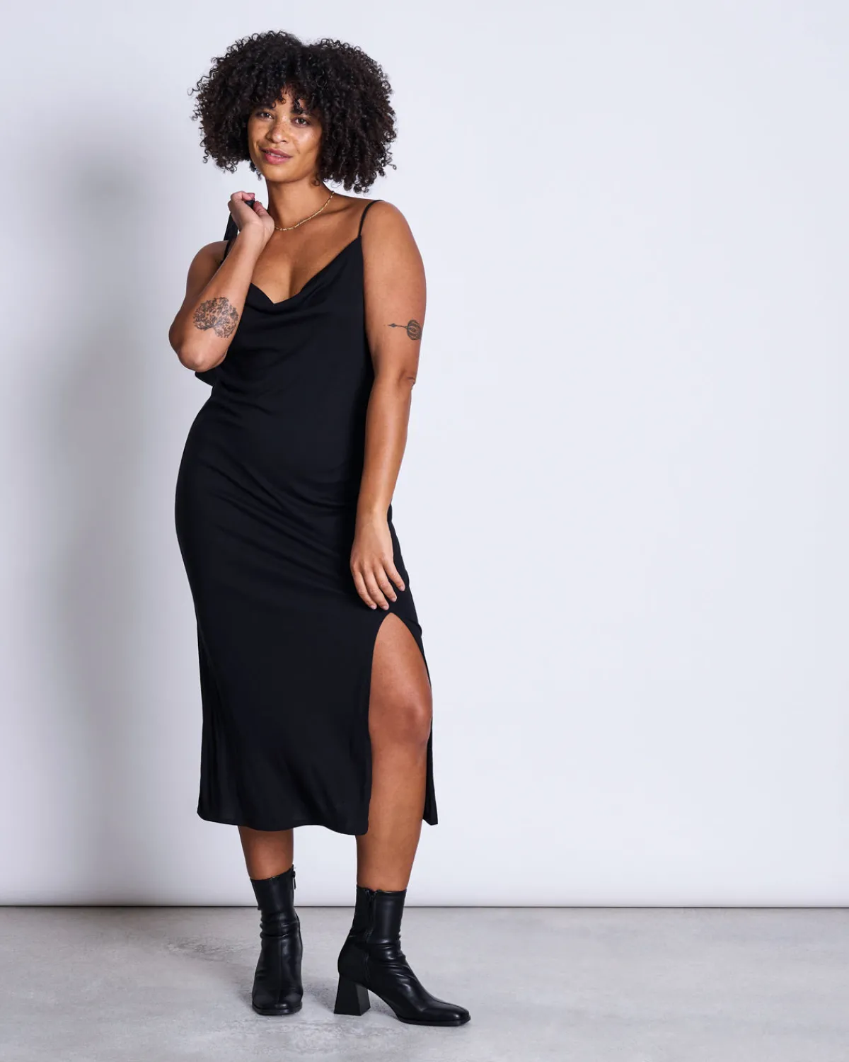 Discount JAN 'N JUNE MIDI DRESS HELEN BLACK