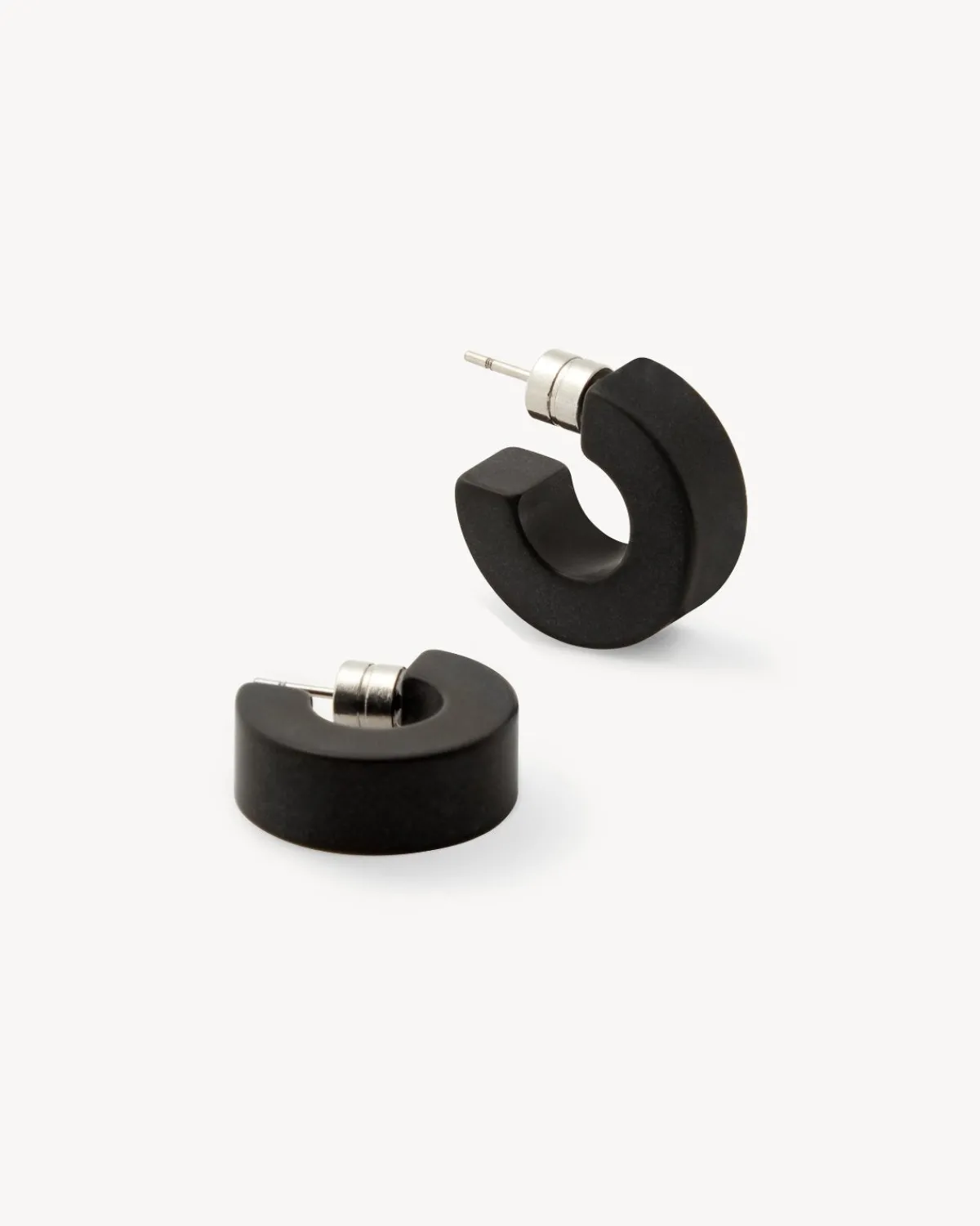 Discount JAN 'N JUNE MUSE HOOPS BLACK MATTE