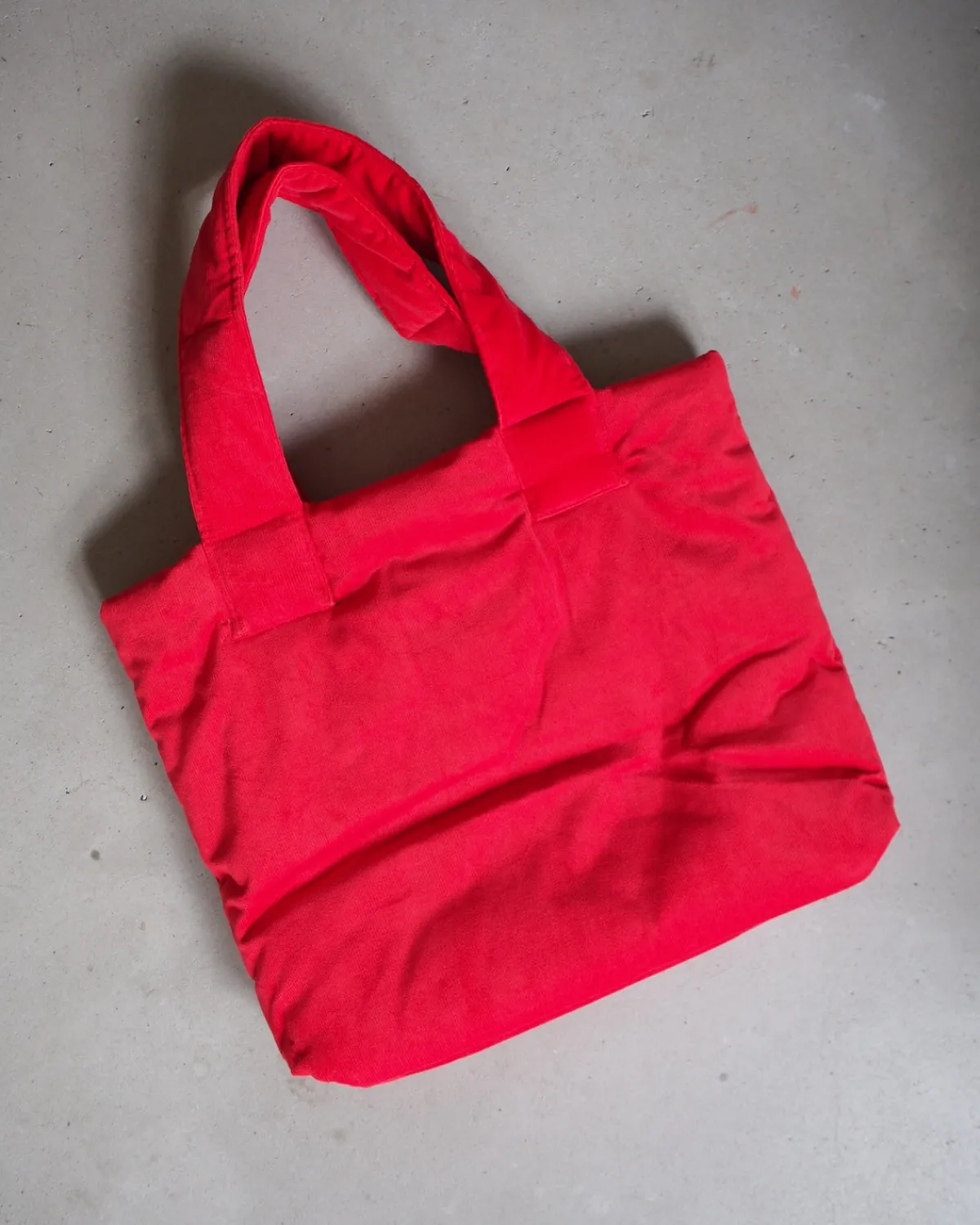 Online JAN 'N JUNE PADDED SHOPPER SMOL RED