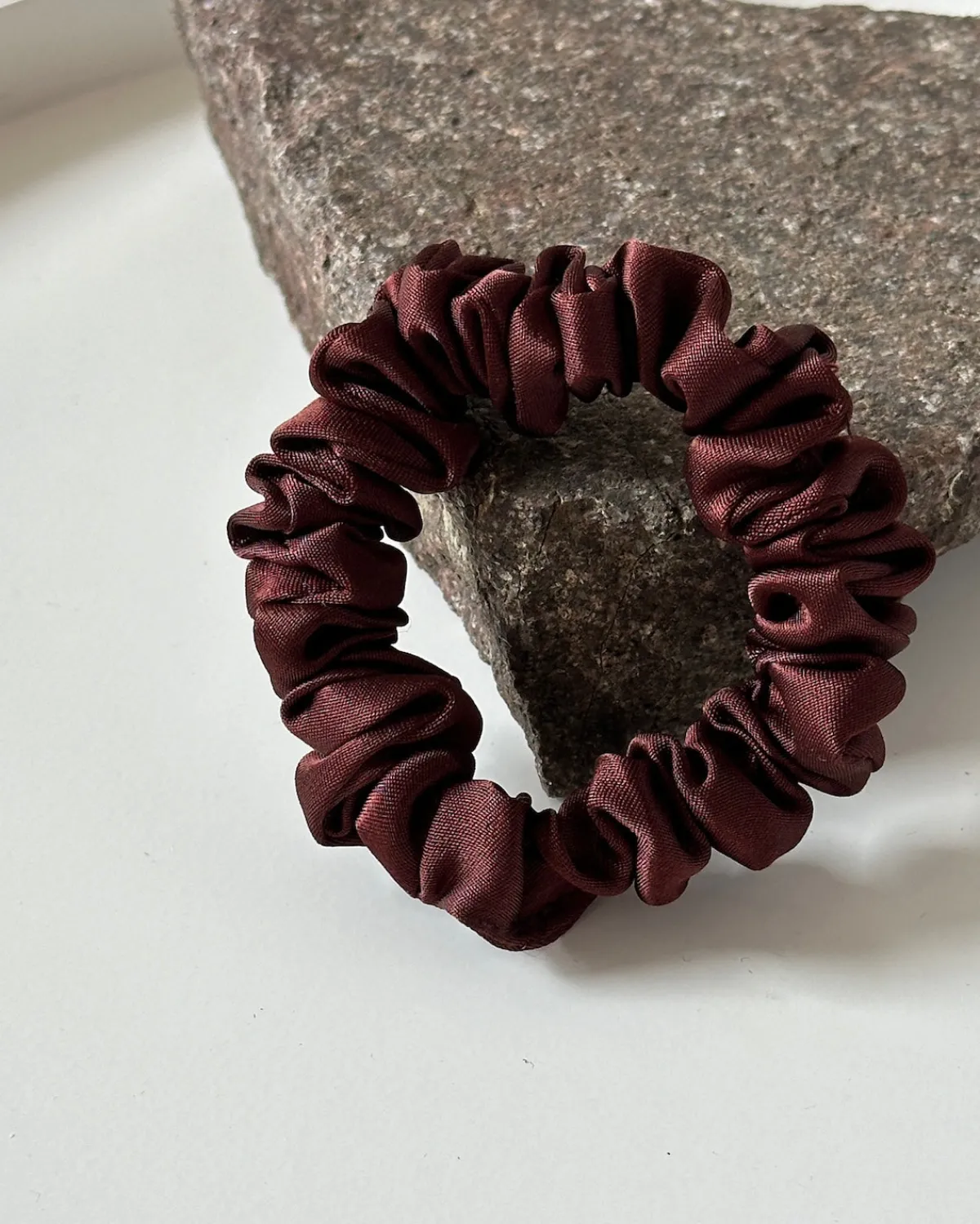 Cheap JAN 'N JUNE SLIM SCRUNCHIE INTENSE RUST